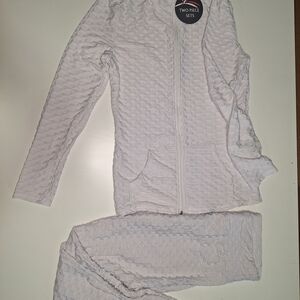 Love Kids Textured White Pajama Set